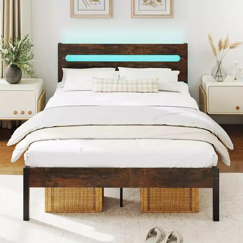 Struttura Letto Matrimoniale con Stazione di Ricarica Integrata Base Robusta per Materasso Marrone Rustico + Nero/Noce + Nero