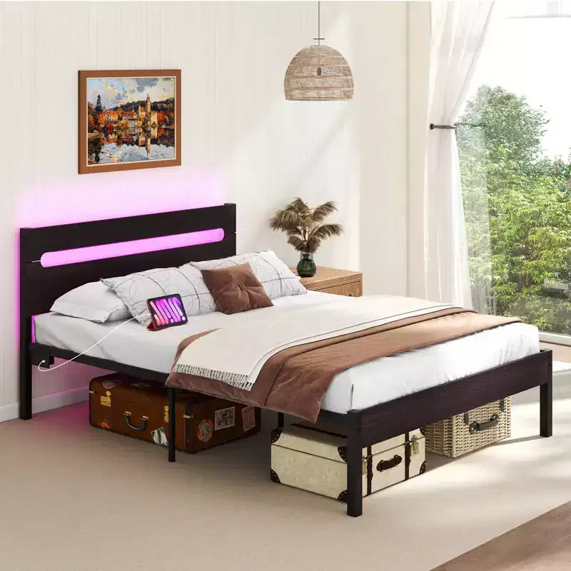 Struttura Letto Matrimoniale con Stazione di Ricarica Integrata Base Robusta per Materasso Marrone Rustico + Nero/Noce + Nero