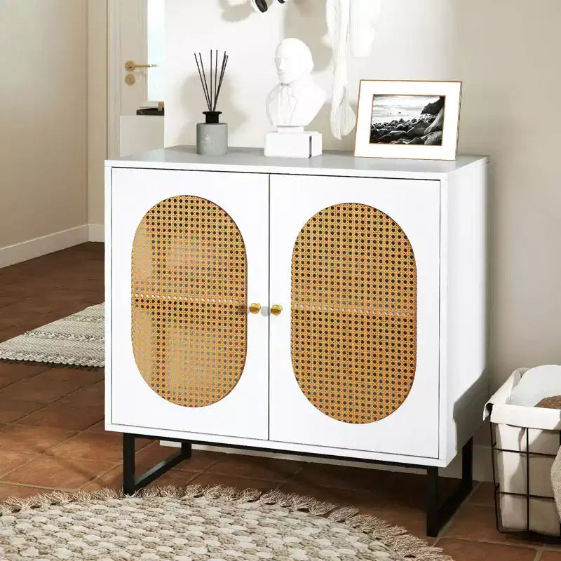 Mobile buffet con 2 ante, ripiano regolabile, gambe in metallo, credenza a pavimento accentata, naturale/bianco