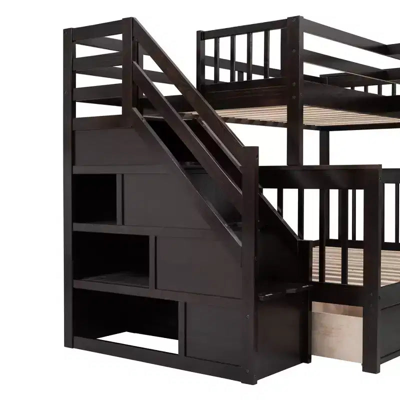 Letto a castello a L doppio su una piazza e mezza con armadio, scalinata in legno massiccio e scrivania portatile