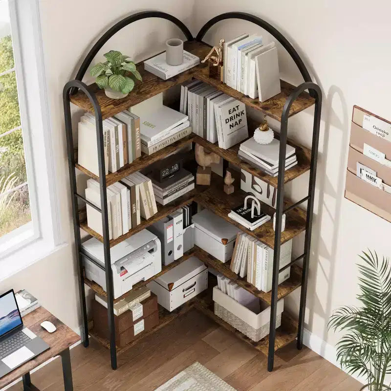 Libreria ad Angolo Industriale a 5 Ripiani a L, Scaffale ad Angolo Arcuato con Cornice in Metallo, Grande Libreria per Soggiorno e Camera da Letto